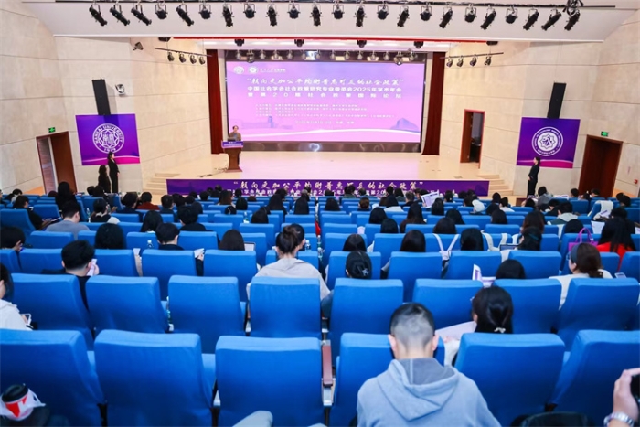 00300081549_dfec7f17